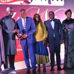 Left-Right: Ayodele Aminu, Managing Director, New Telegraph Newspapers; Olakunle Gidado, Chairman, New Telegraph Newspapers; Osahon Ogieva, Group Head, Corporate Banking, FirstBank; Funmi Nwanguma, Group Head, Commercial Banking, FirstBank; Abed Ugwueke, Head, Financial Inclusion, FirstBank; Folasade Femi-Lawal, Head, Card & Messaging Business, FirstBank; Oze K. Oze, Head, Internal Communications & Content Management, FirstBank.